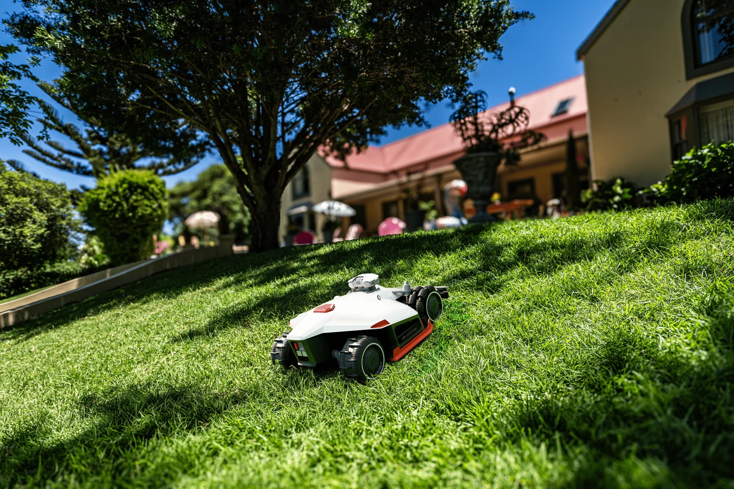 Luba 2 Robotic Lawn Mower